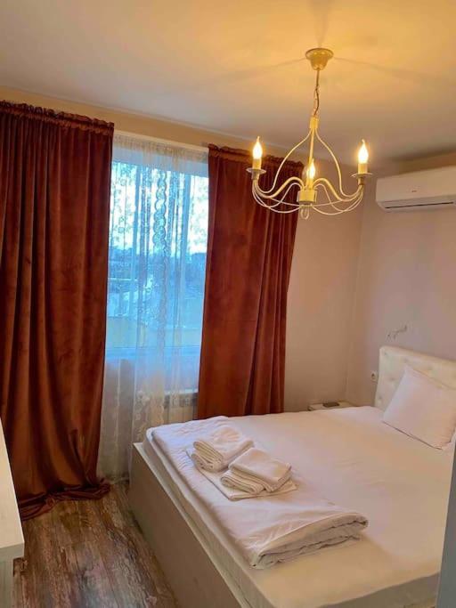 Stylish Magenta Apartment - Terrace & Free Parking โซเฟีย ภายนอก รูปภาพ